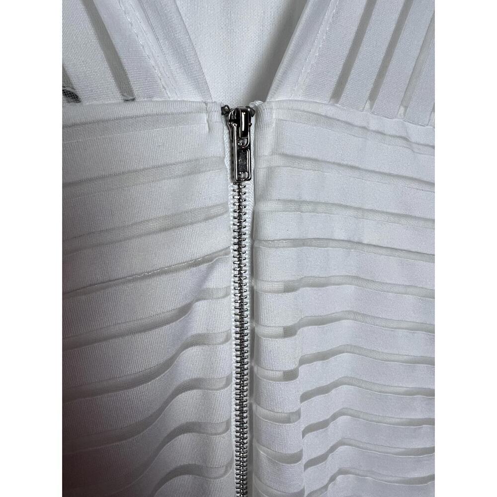 Charlotte Russe White Long Sleeve Striped Mini Dress Size Small Open Back - Picture 6 of 9